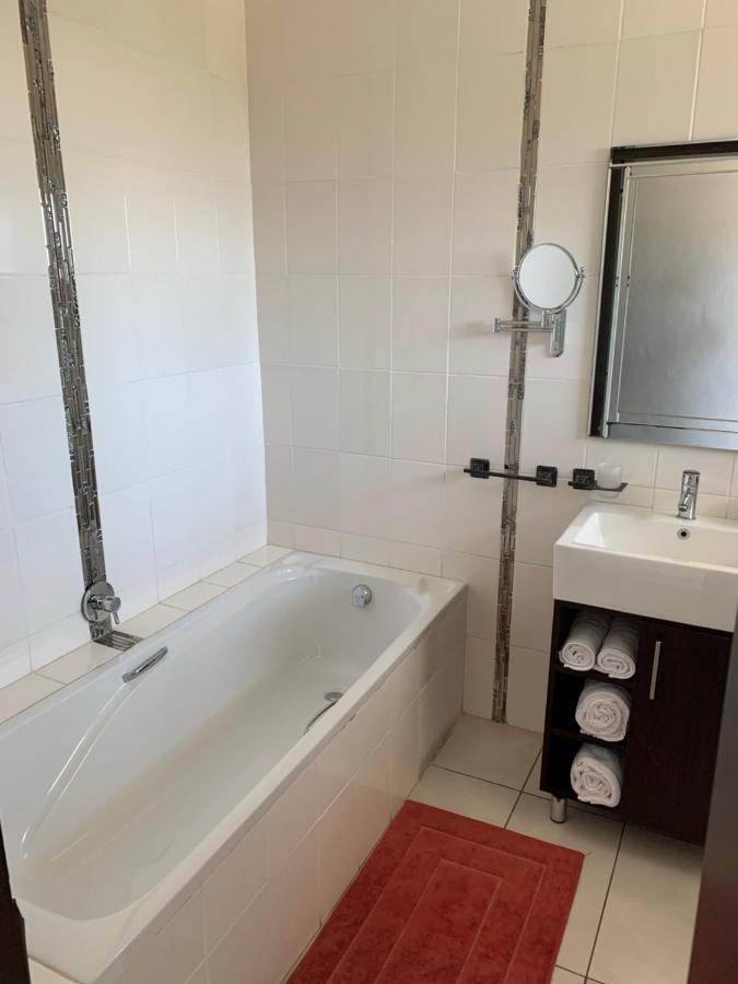 Leighton Court Otel Newcastle Dış mekan fotoğraf